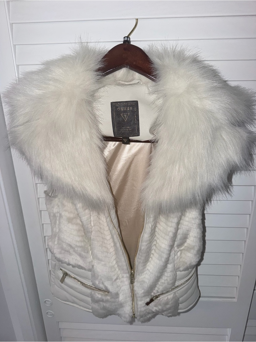 Guess Women's White Faux Fur Collar Puffer Vest NWOT